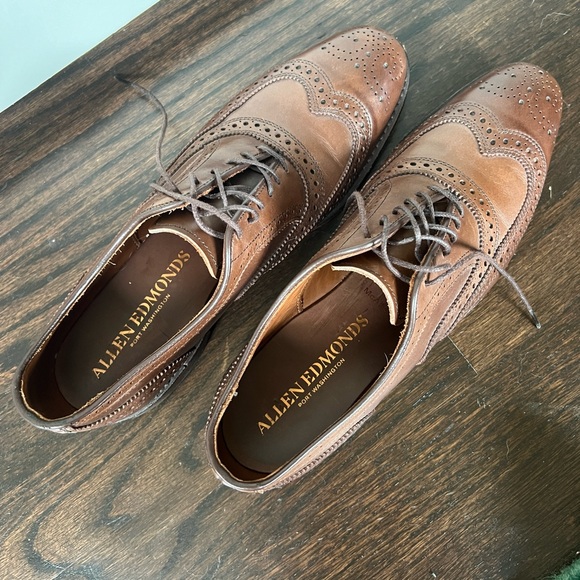 Allen Edmonds McAllister Oxfords - Picture 3 of 7